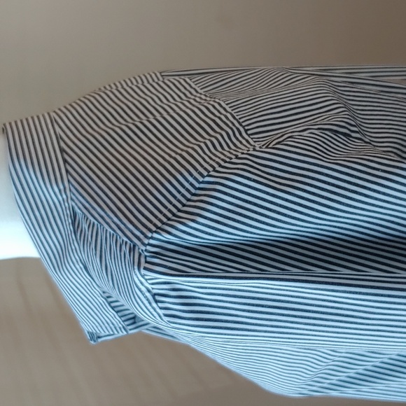 J.Crew Perfect Black and White Striped Button Shirt Women's Medium - Picture 14 of 17